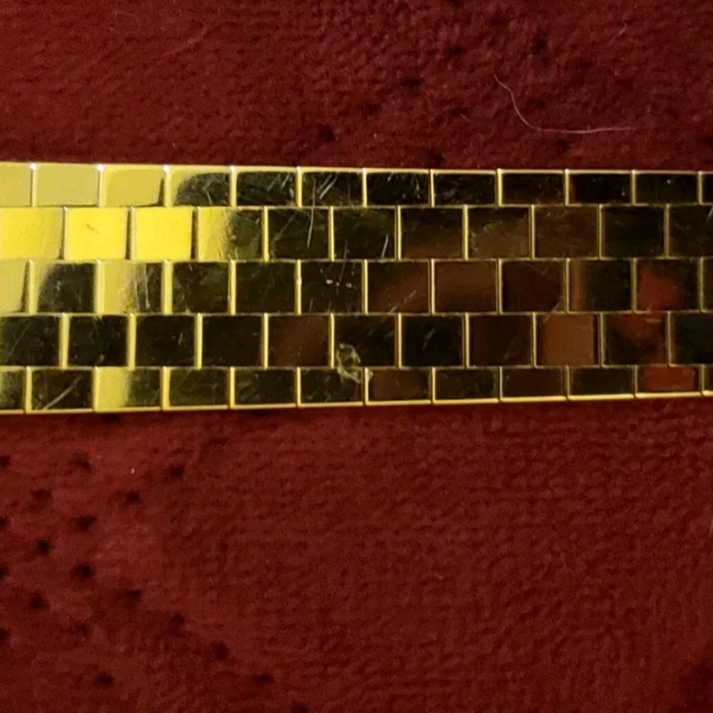 Cyma Gold Watch - Picture 4 of 7